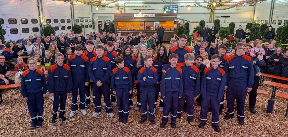 Gruppenbild der Jugendfeuerwehr Ramstein-Miesenbach